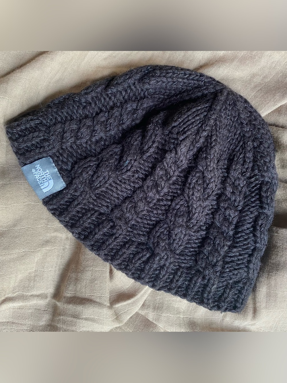 The North Face Women’s Black Cable Knit Beanie